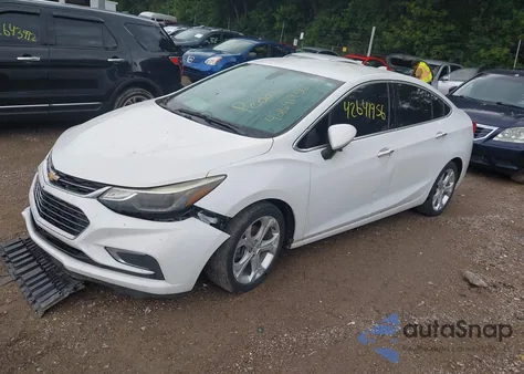 2017 Chevrolet Cruze Premier Auto z USA, uszkodzony, nr VIN 1G1BF5SM8H7105272